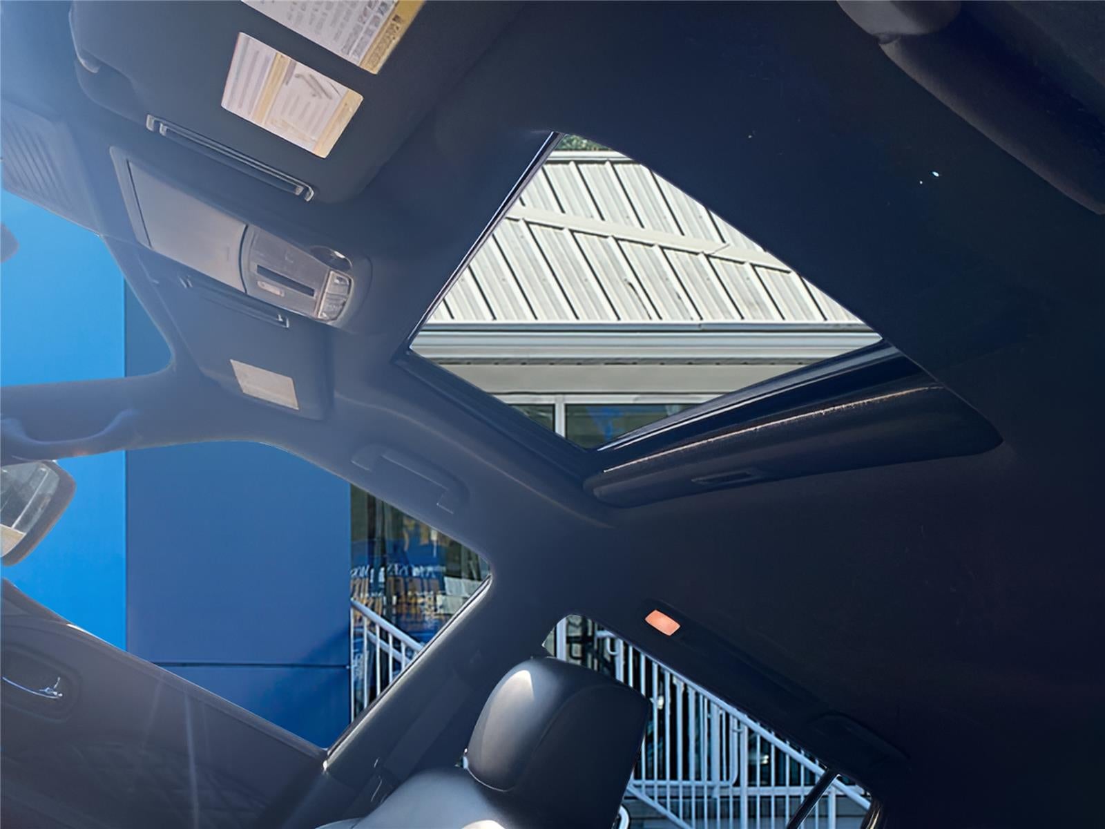 2023 INFINITI QX80 SENSORY