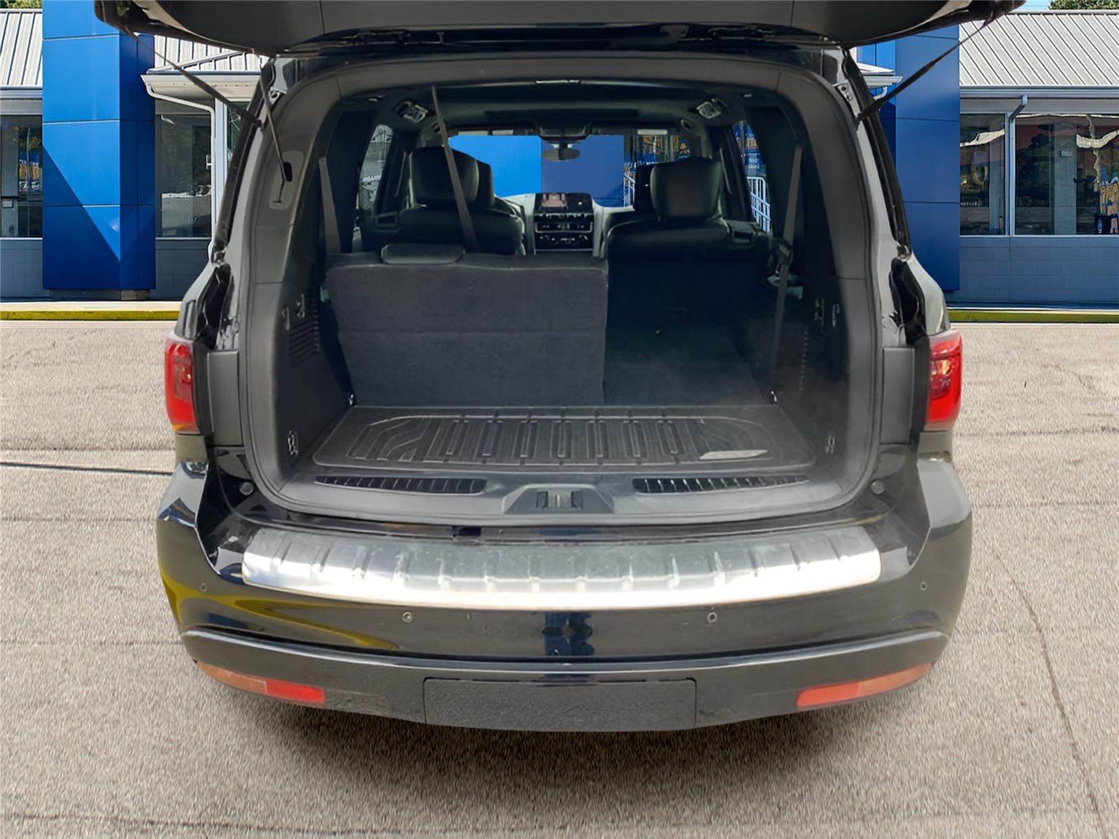 2023 INFINITI QX80 SENSORY