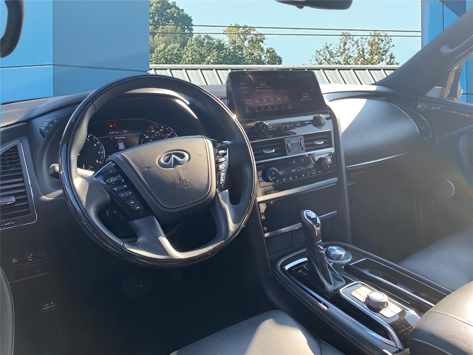 2023 INFINITI QX80 SENSORY
