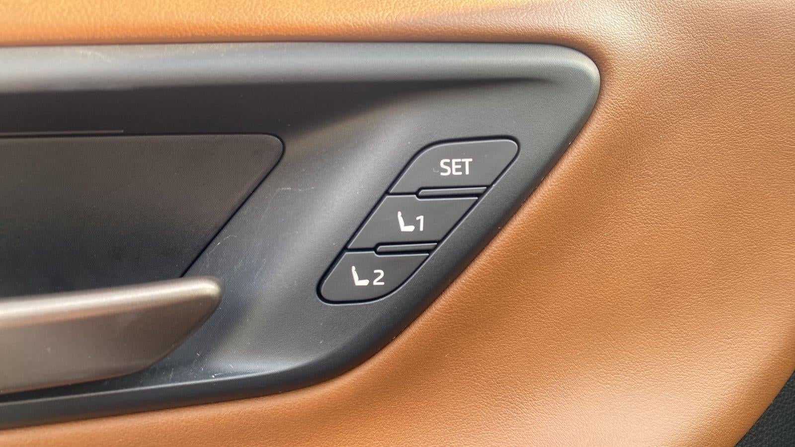 2025 Toyota Crown Signia Limited