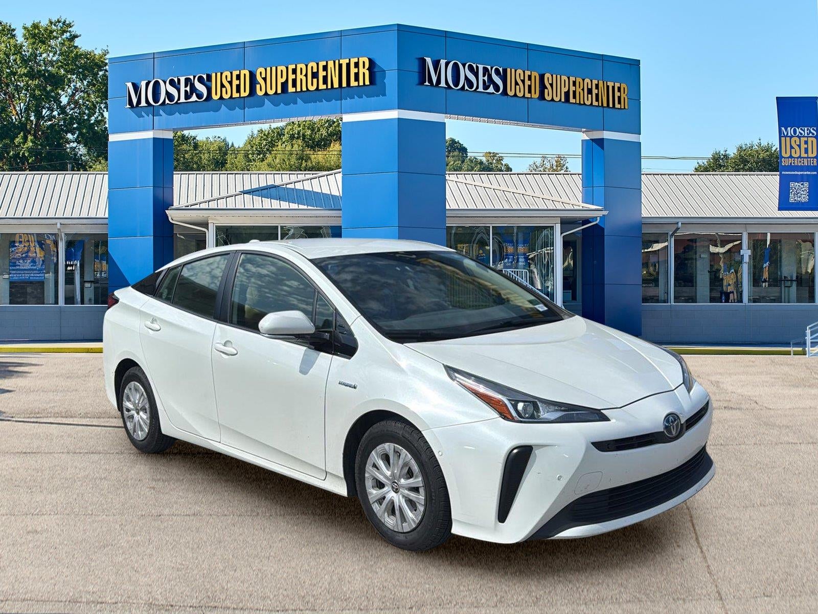 2020 Toyota Prius LE