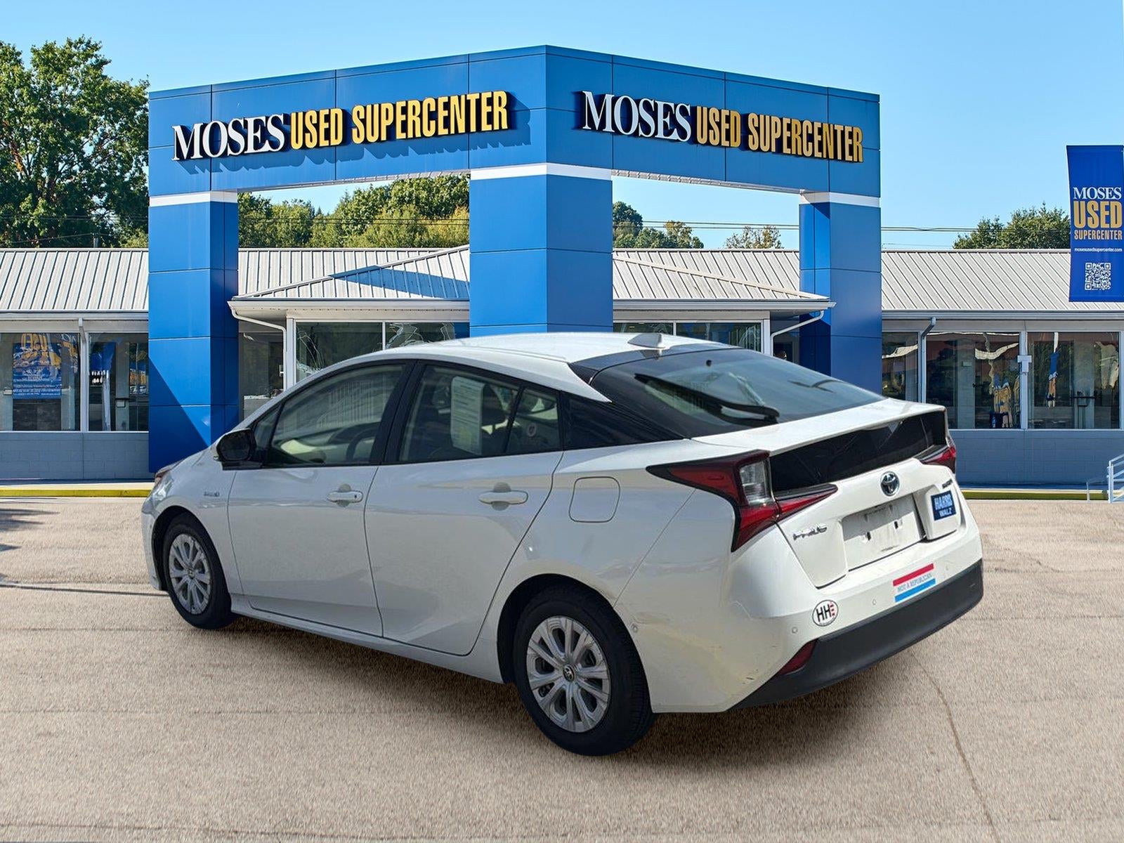 2020 Toyota Prius LE
