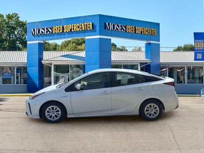 2020 Toyota Prius LE