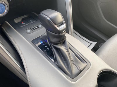 2022 Toyota Venza LE