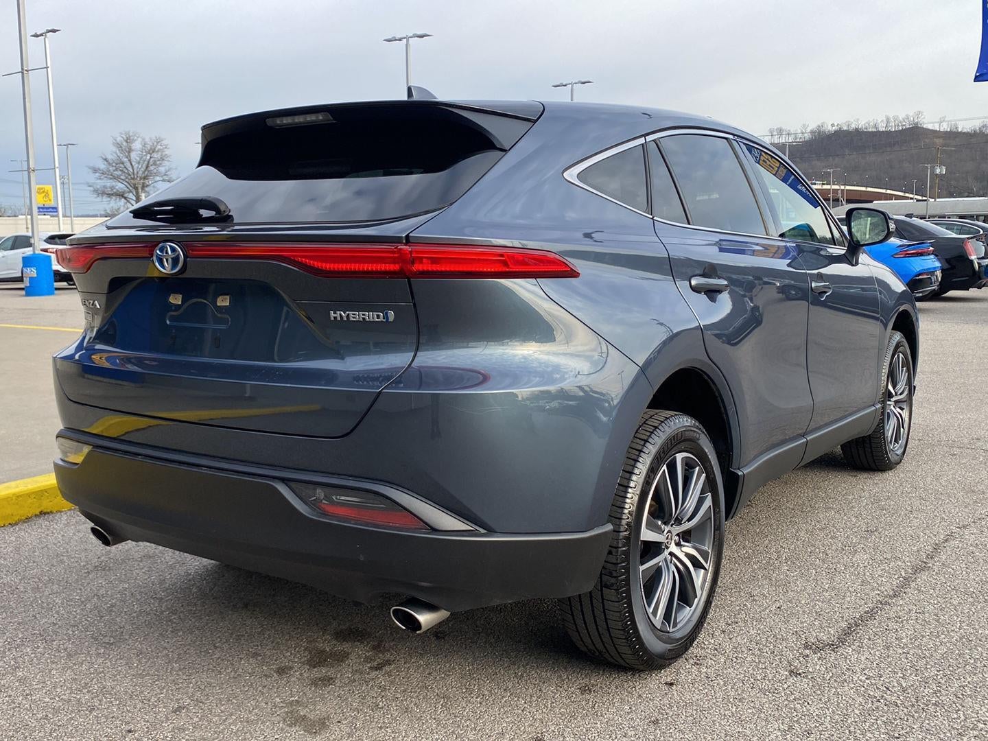 2022 Toyota Venza LE