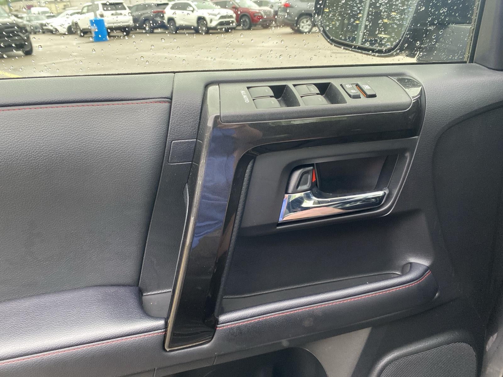 2020 Toyota 4Runner Venture