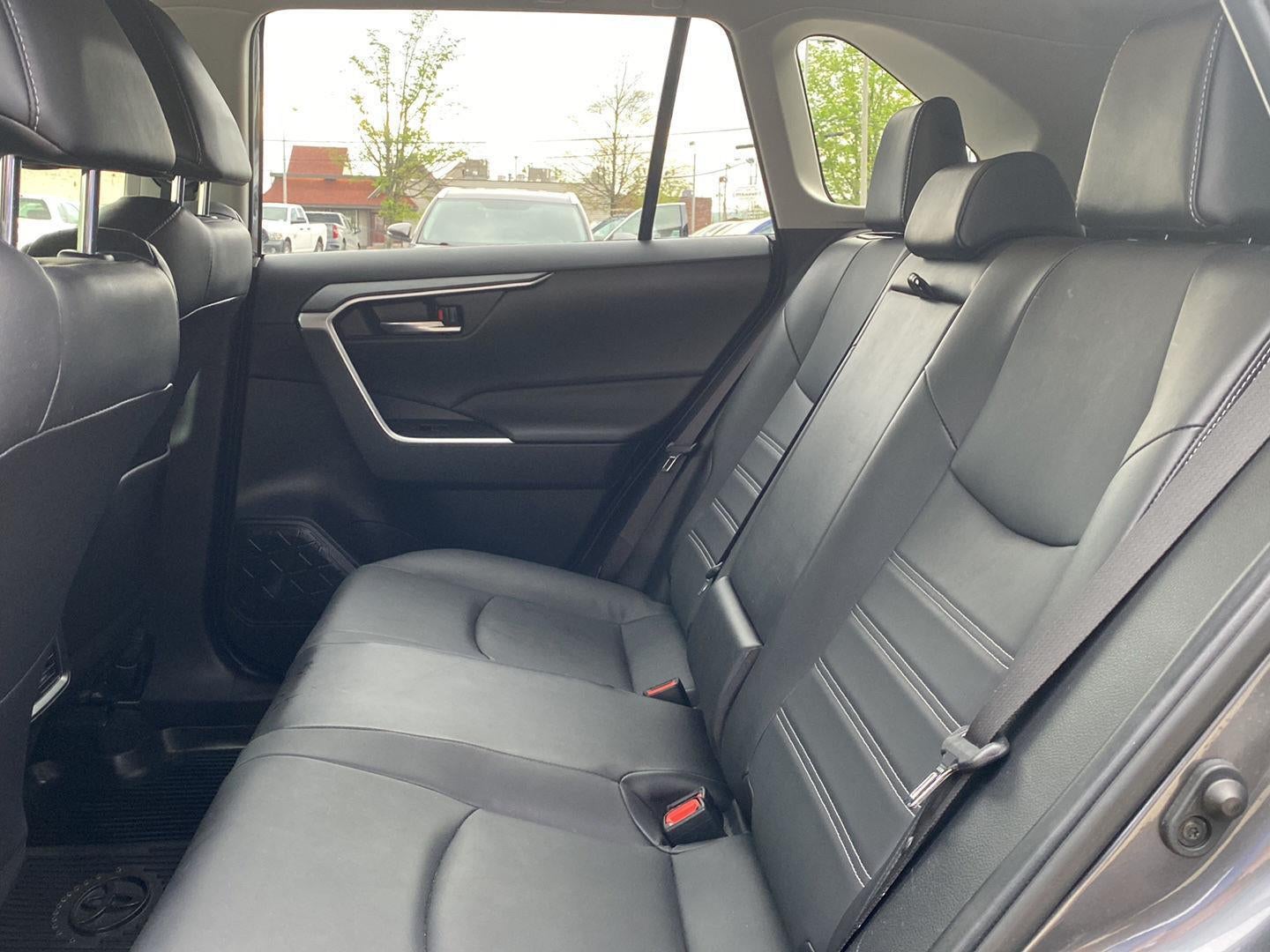 2023 Toyota RAV4 Hybrid XLE Premium