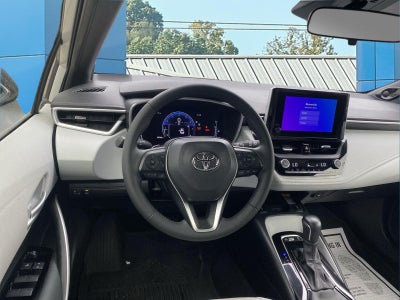 2025 Toyota Corolla Hatchback XSE