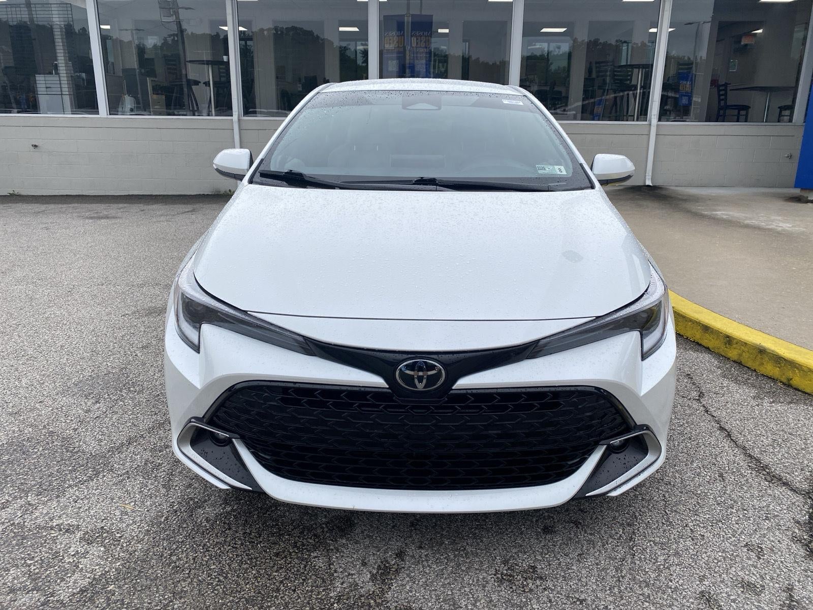 2025 Toyota Corolla Hatchback XSE