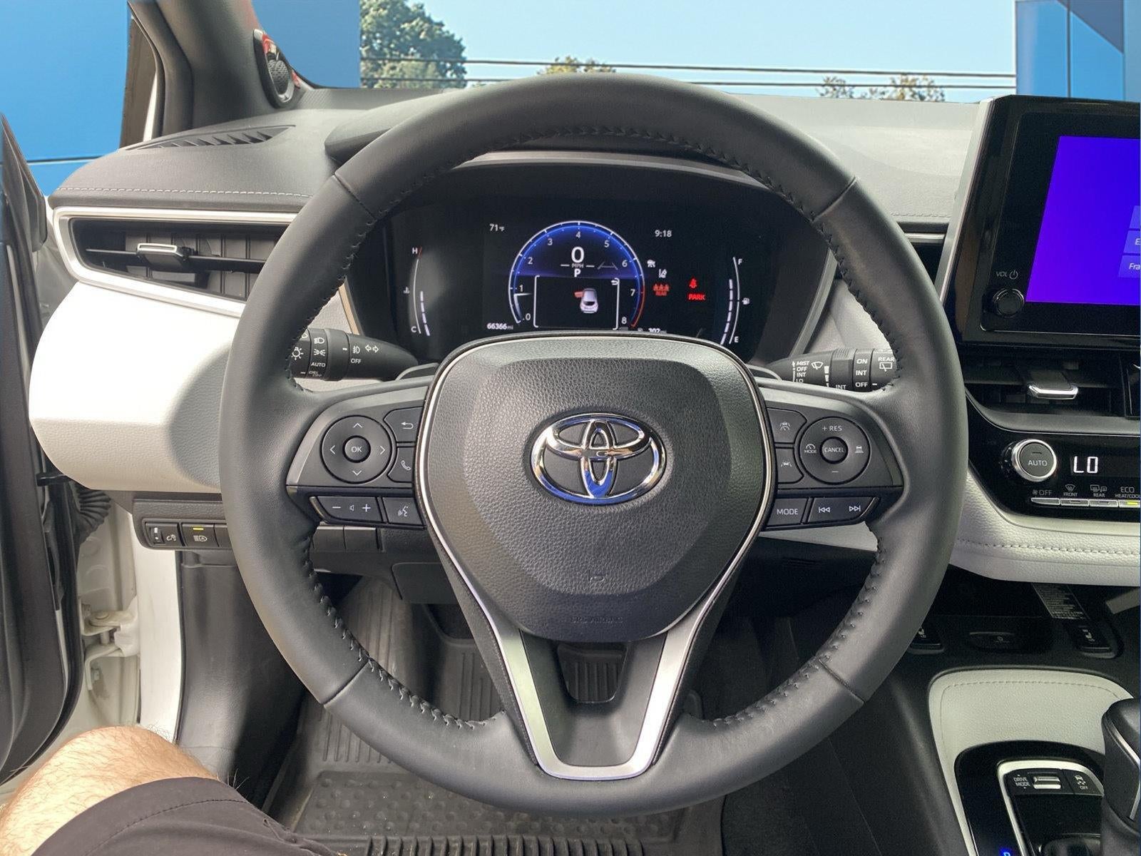 2025 Toyota Corolla Hatchback XSE
