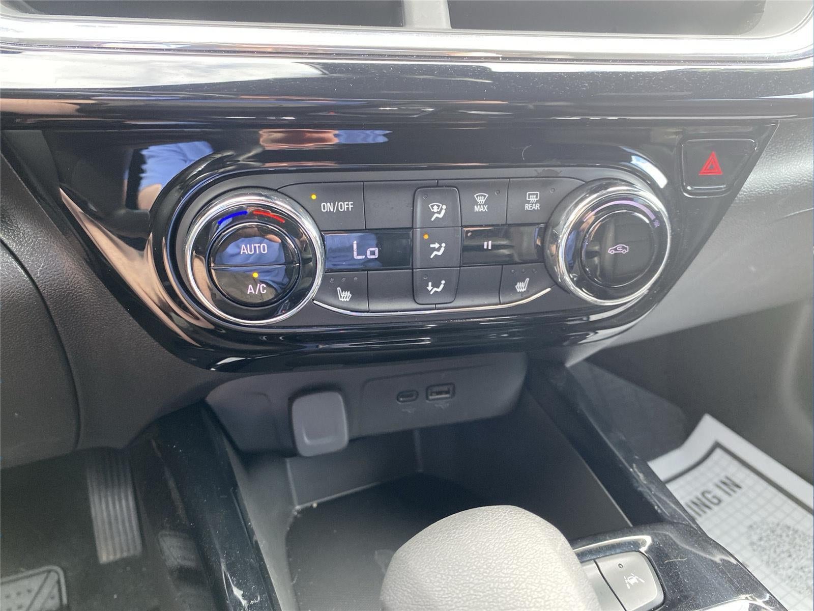 2025 Chevrolet TRAX FWD 4DR 2RS