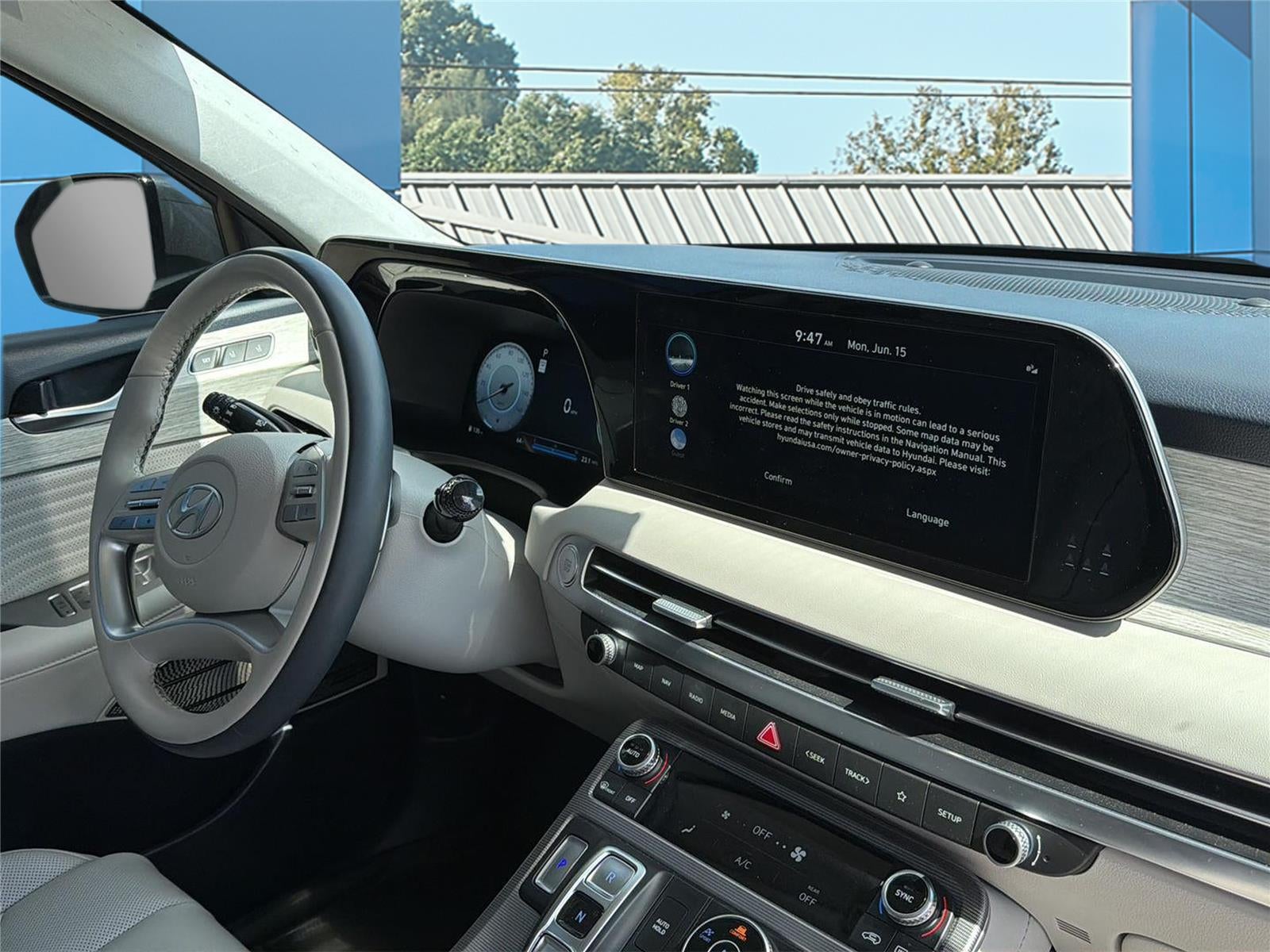2025 Hyundai PALISADE Base