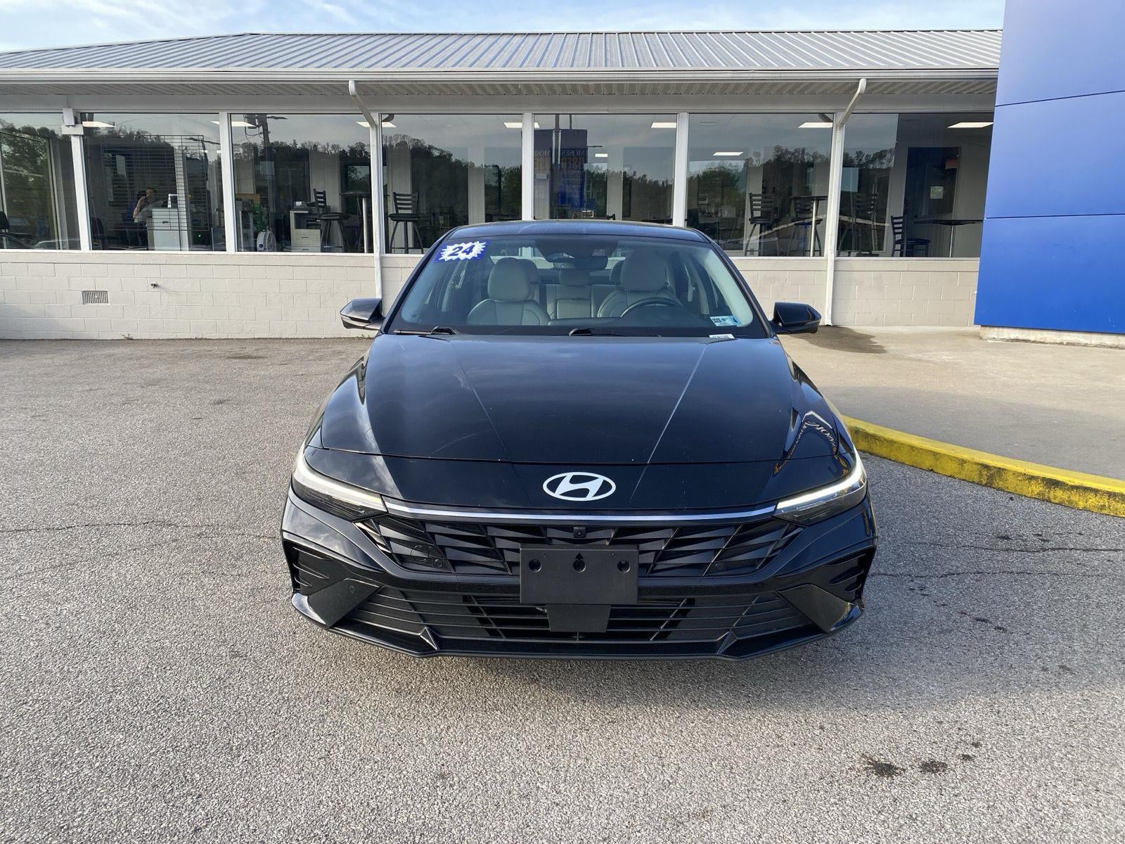 2024 Hyundai Elantra Limited