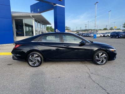 2024 Hyundai Elantra Limited