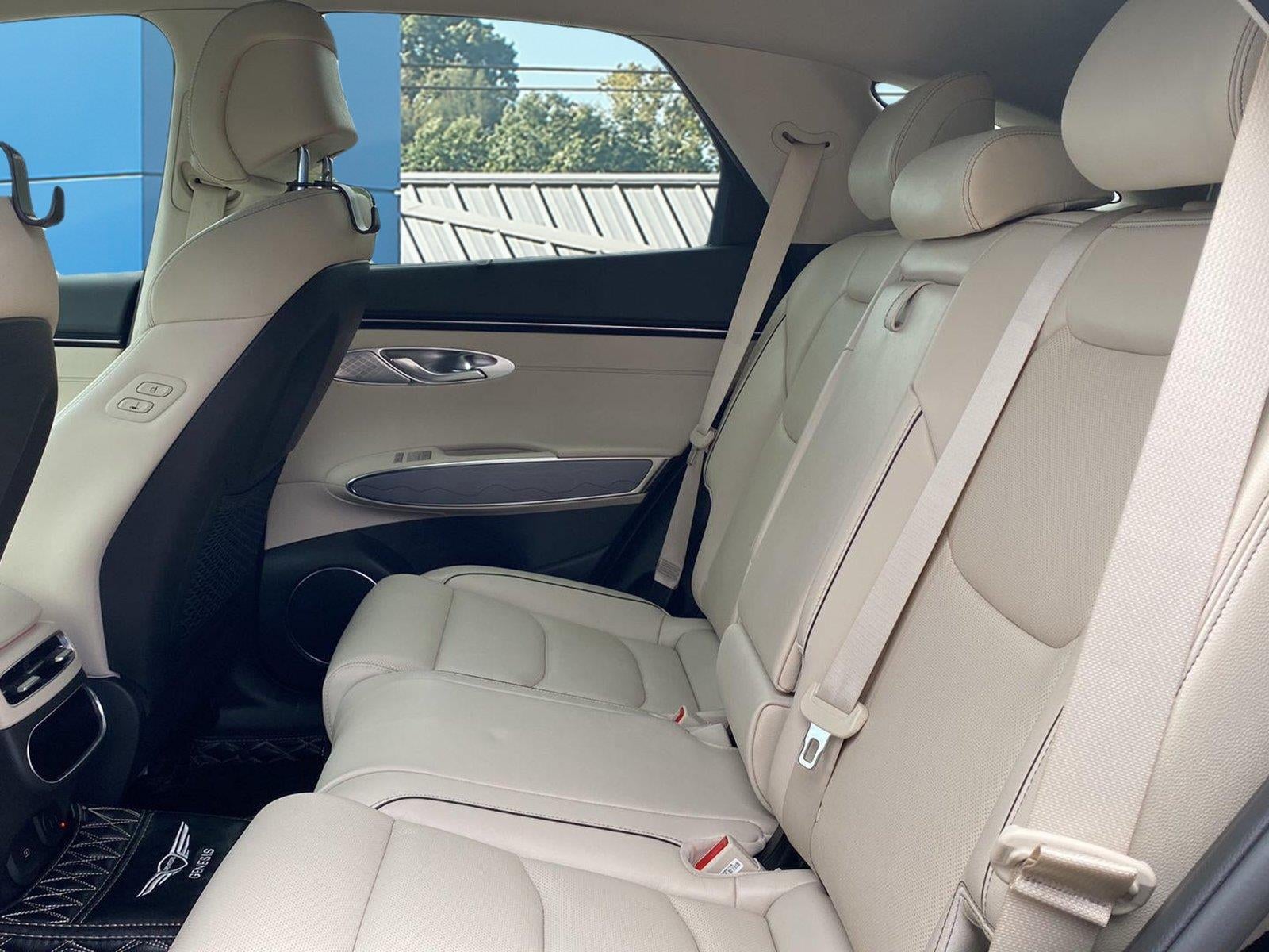 2023 Genesis Gv70 2.5T