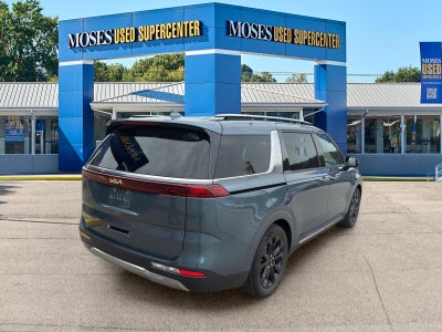 2023 Kia Carnival SX
