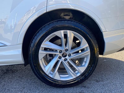 2023 Audi Q7 Premium