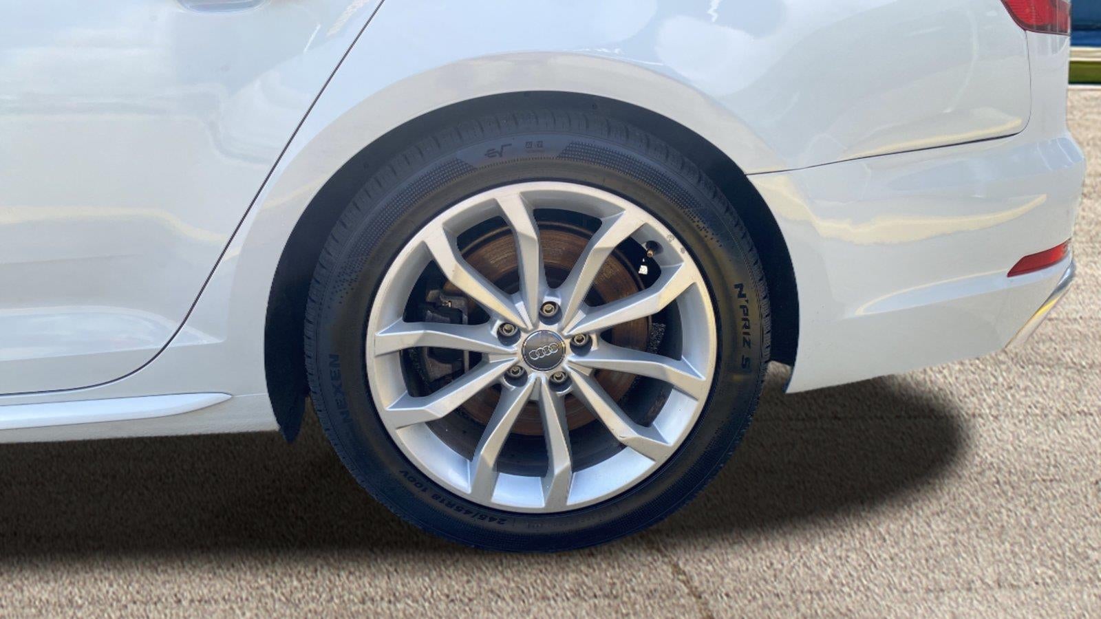 2019 Audi A4 Premium Plus