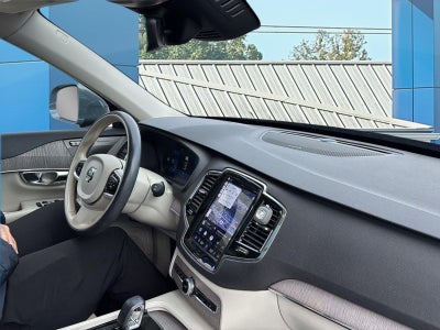 2023 Volvo XC90 Plus