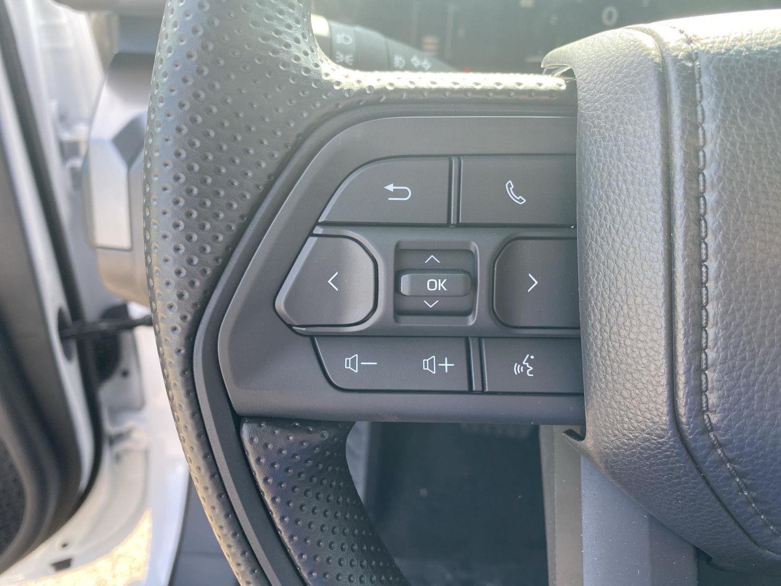 2026 Toyota TACOMA 4WD SR5 DOUBLE CAB 5' BED AT