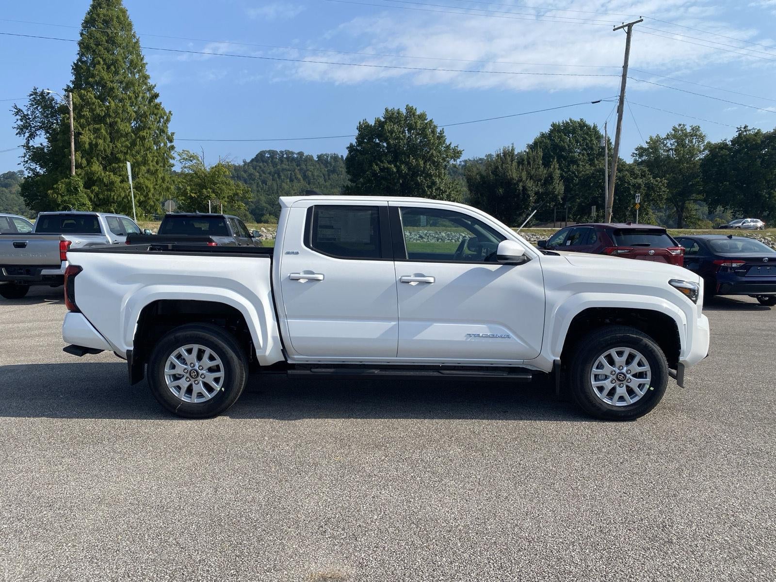 2026 Toyota TACOMA 4WD SR5 DOUBLE CAB 5' BED AT