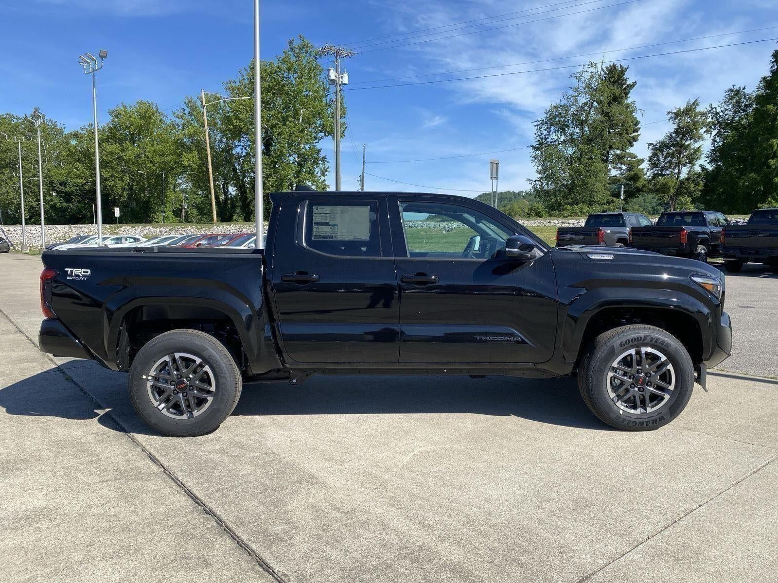 2026 Toyota Tacoma i-FORCE MAX Tacoma TRD Sport