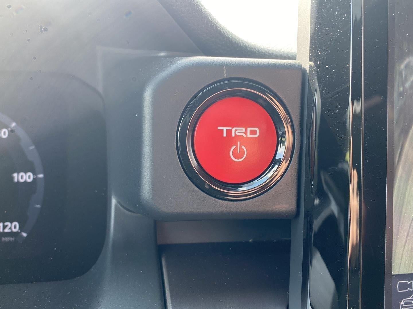 2026 Toyota Tacoma i-FORCE MAX Tacoma TRD Off-Road