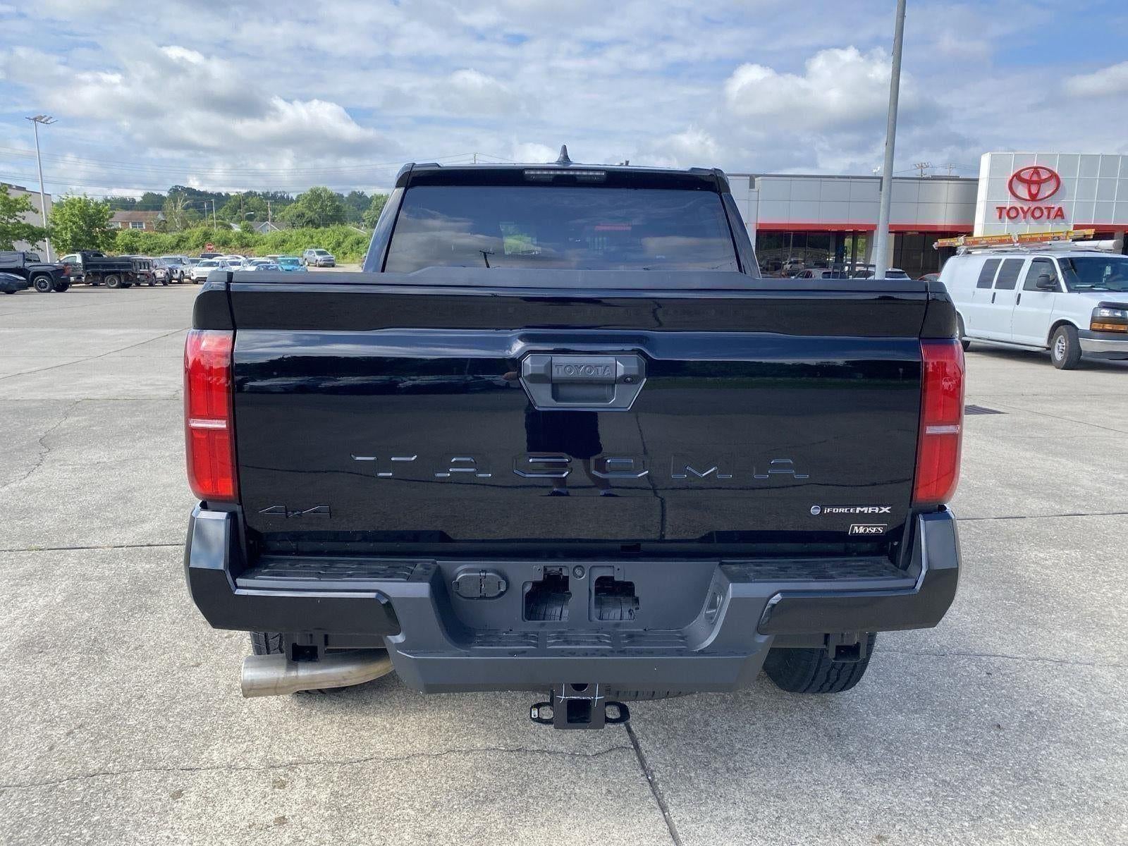 2026 Toyota Tacoma i-FORCE MAX Tacoma TRD Off-Road