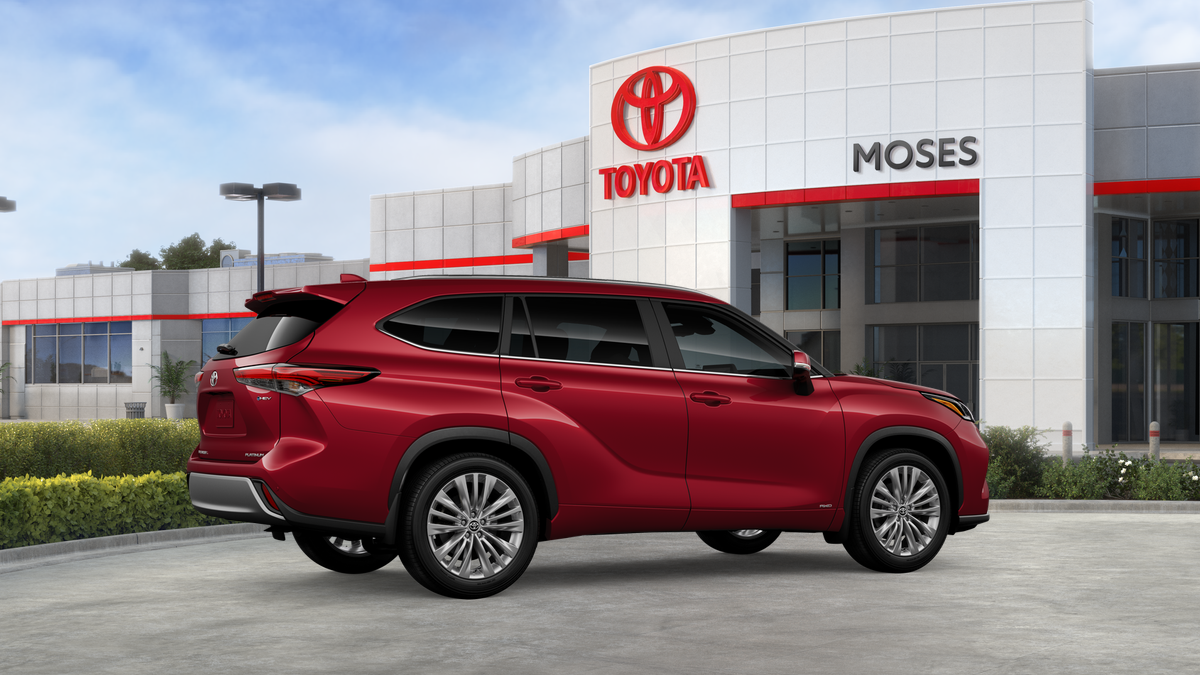 2026 Toyota Highlander Hybrid Platinum