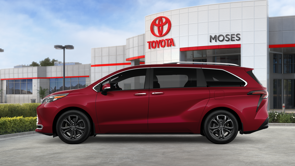 2026 Toyota Sienna Platinum 7-Passenger