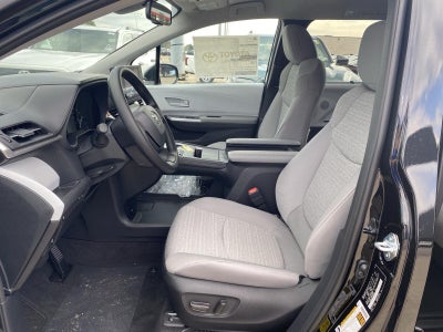2026 Toyota Sienna LE 8-Passenger