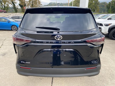 2026 Toyota Sienna LE 8-Passenger