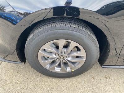 2026 Toyota Sienna LE 8-Passenger