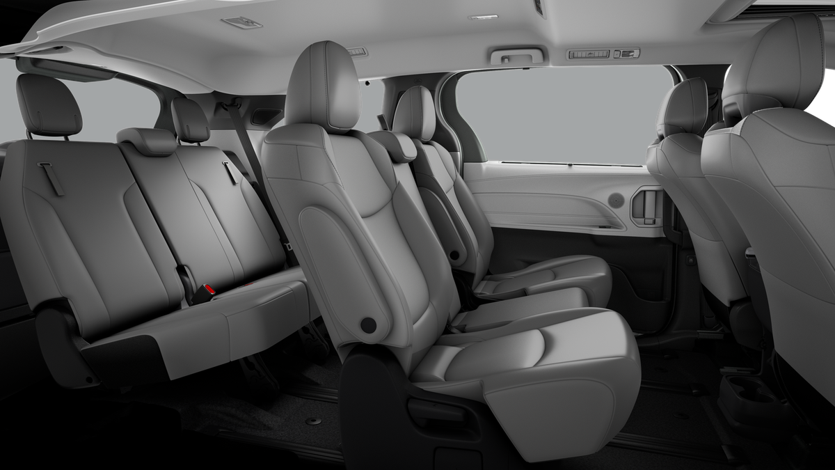 2026 Toyota Sienna XLE FWD 8-PASSENGER