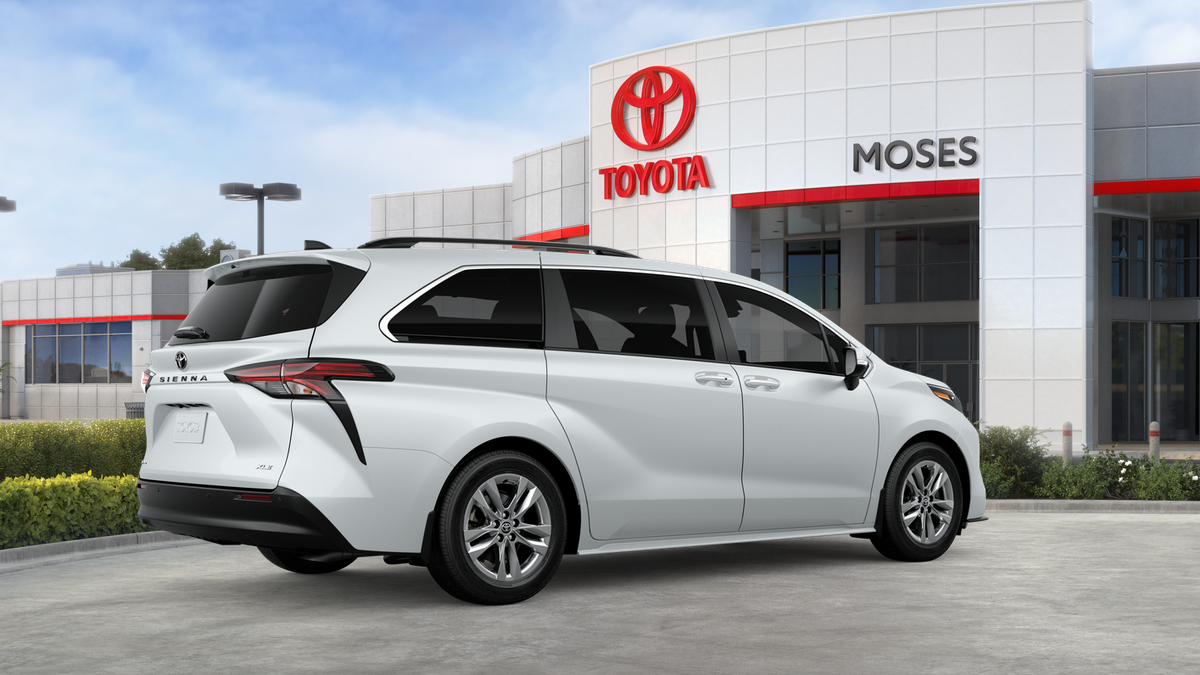 2026 Toyota Sienna XLE 7-Passenger