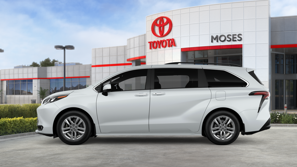 2026 Toyota Sienna XLE 7-Passenger