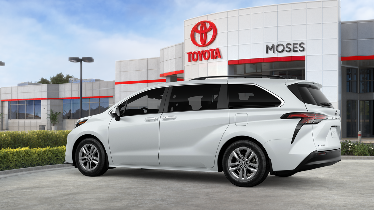 2026 Toyota Sienna XLE 7-Passenger