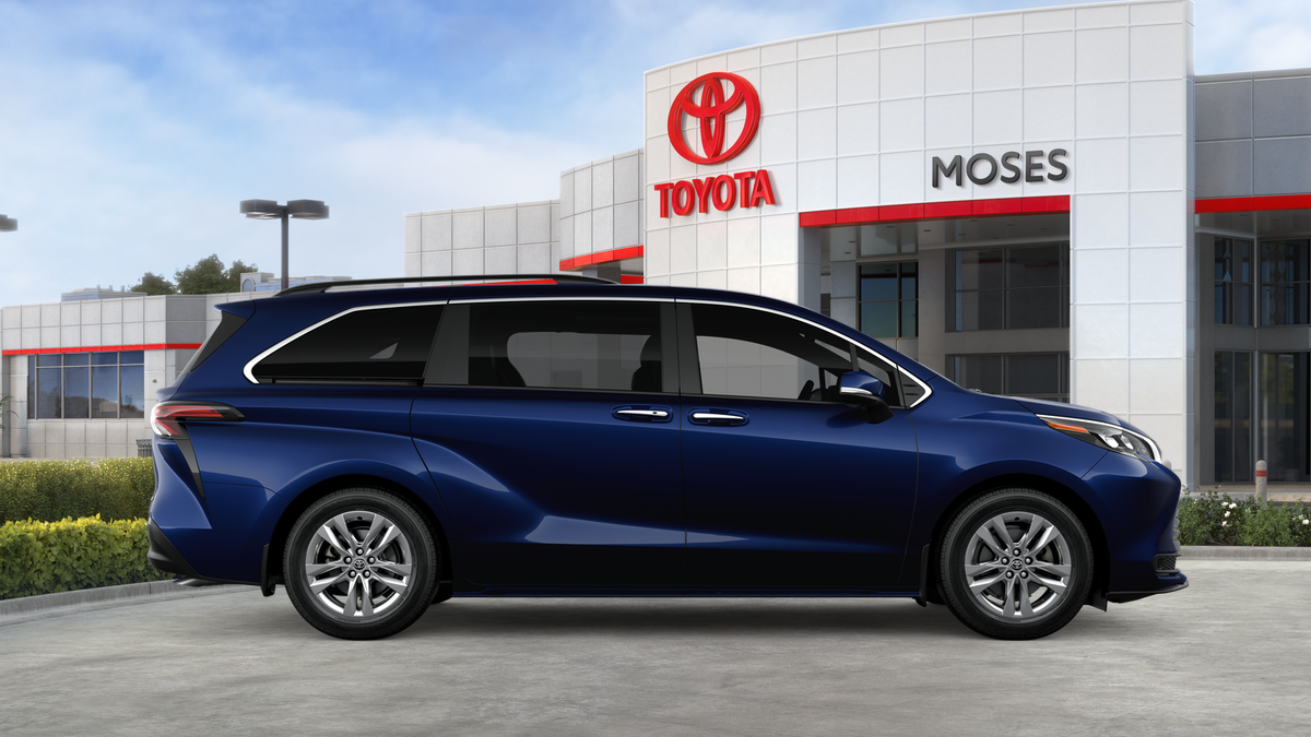 2026 Toyota Sienna XLE 7-Passenger