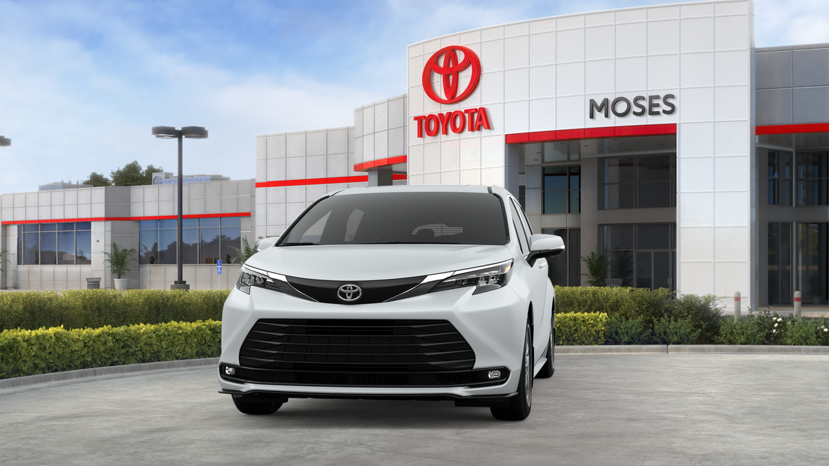 2026 Toyota Sienna XLE 7-Passenger