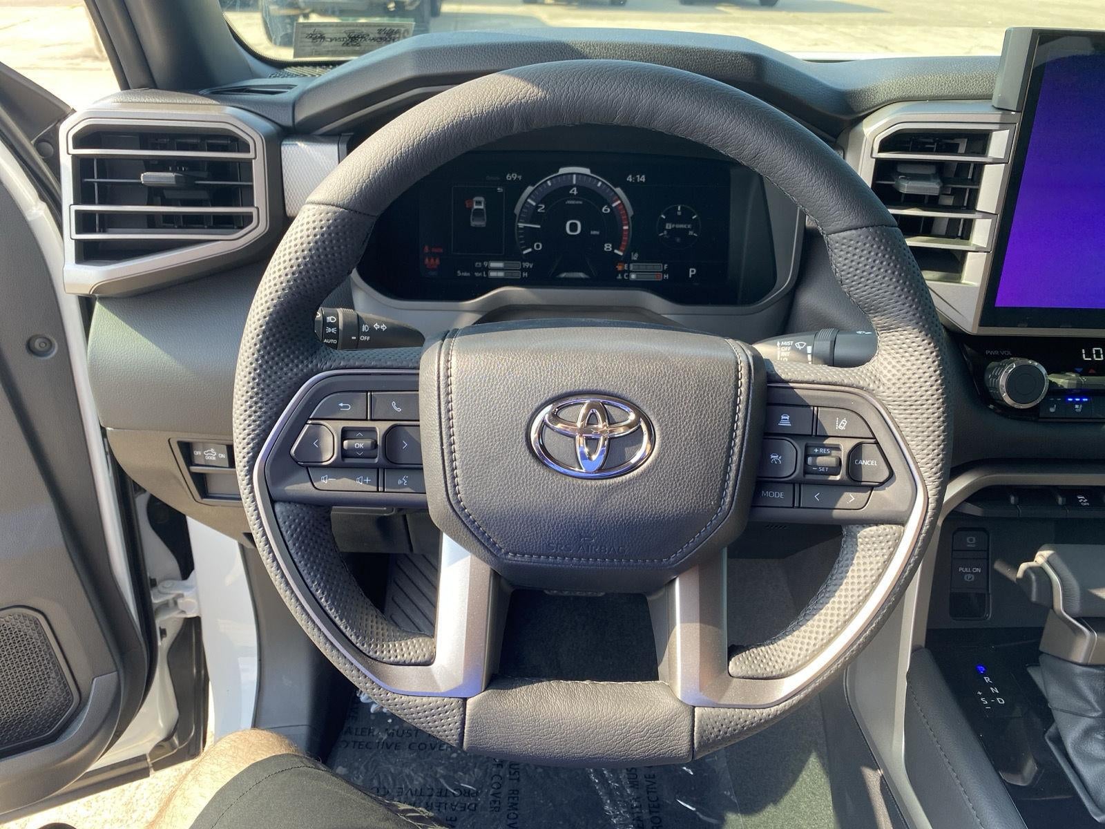 2026 Toyota Tundra 4Wd LIMITED CREWMAX 5.5' BED