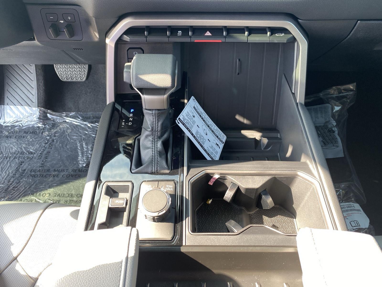 2026 Toyota Tundra 4Wd LIMITED CREWMAX 5.5' BED