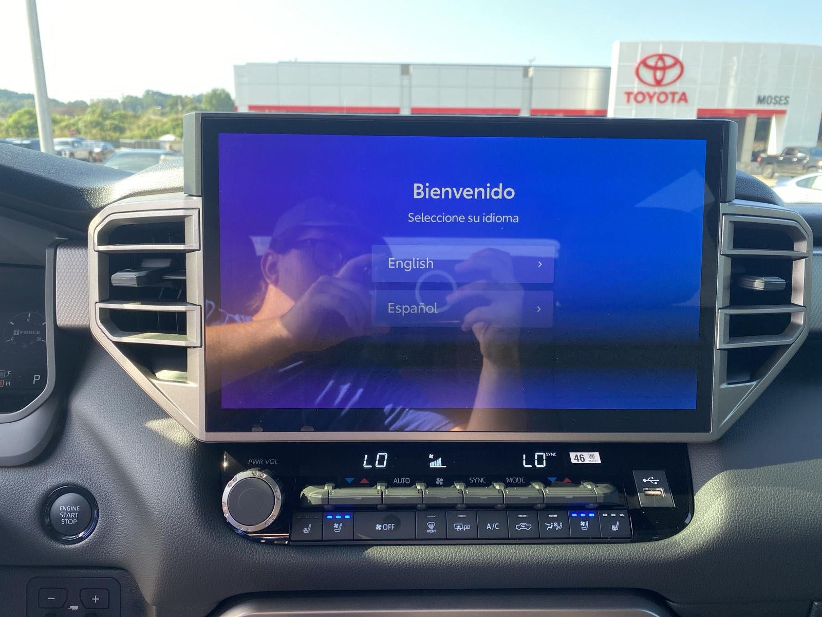 2026 Toyota Tundra 4Wd LIMITED CREWMAX 5.5' BED