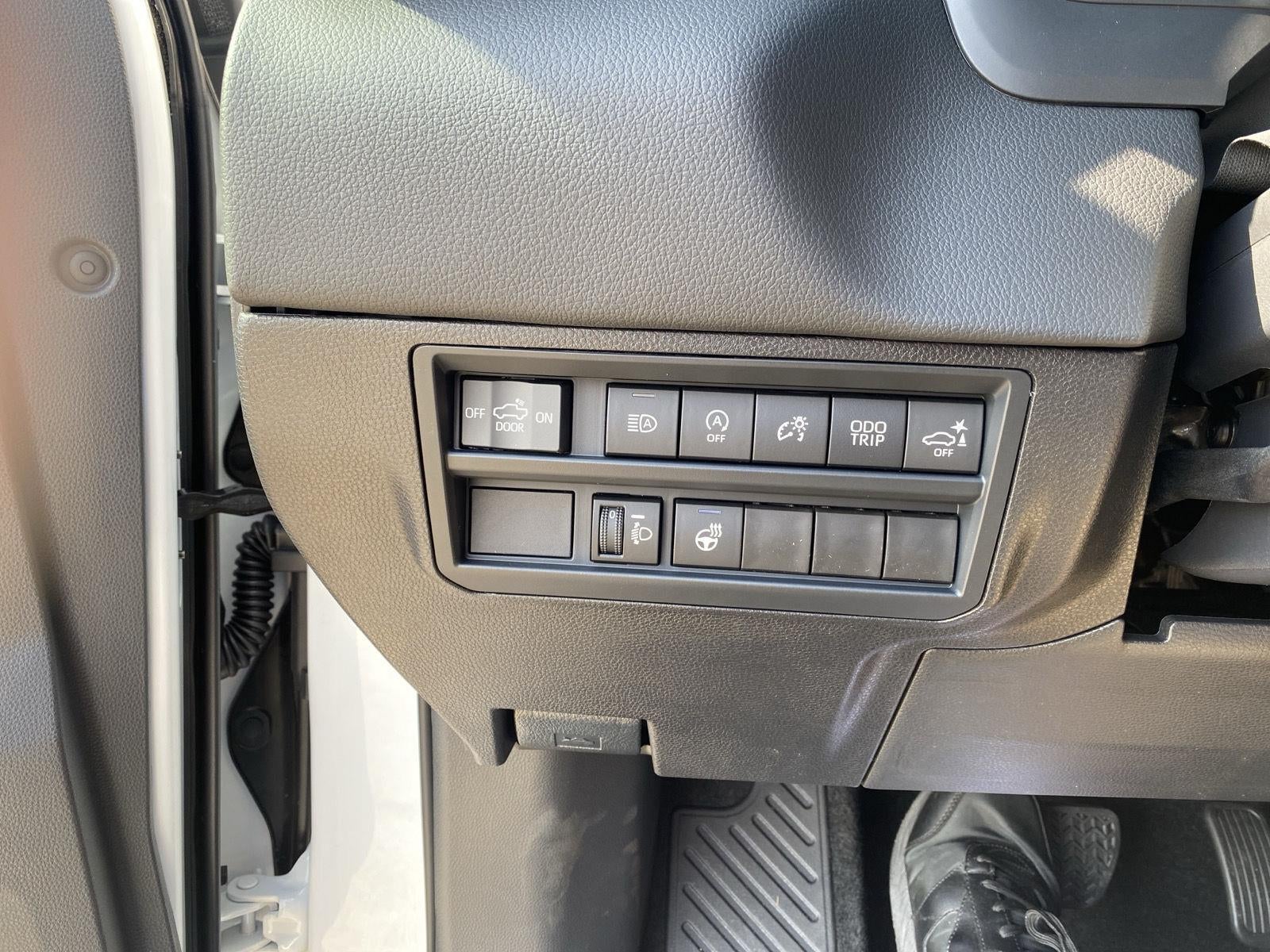 2026 Toyota Tundra 4Wd LIMITED CREWMAX 5.5' BED