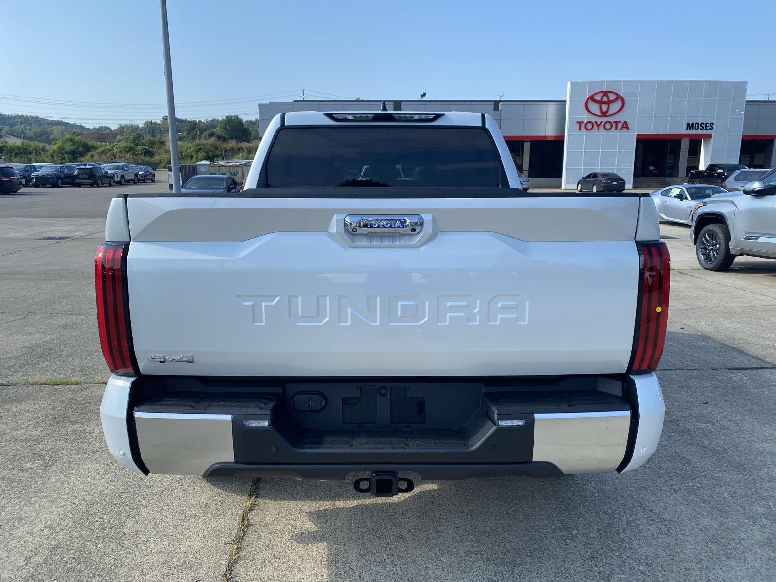 2026 Toyota Tundra 4Wd LIMITED CREWMAX 5.5' BED