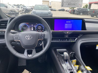 2026 Toyota Crown Signia XLE AWD
