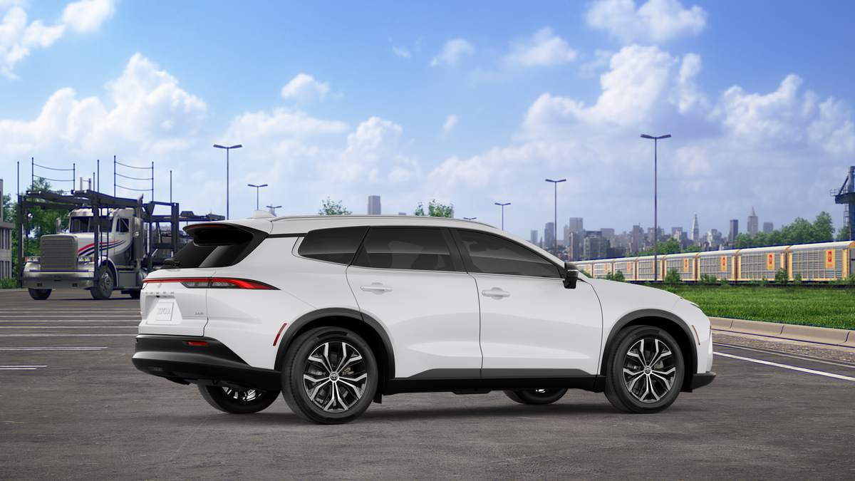 2026 Toyota Crown Signia XLE