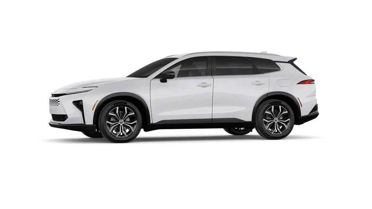 2026 Toyota Toyota Crown Signia XLE