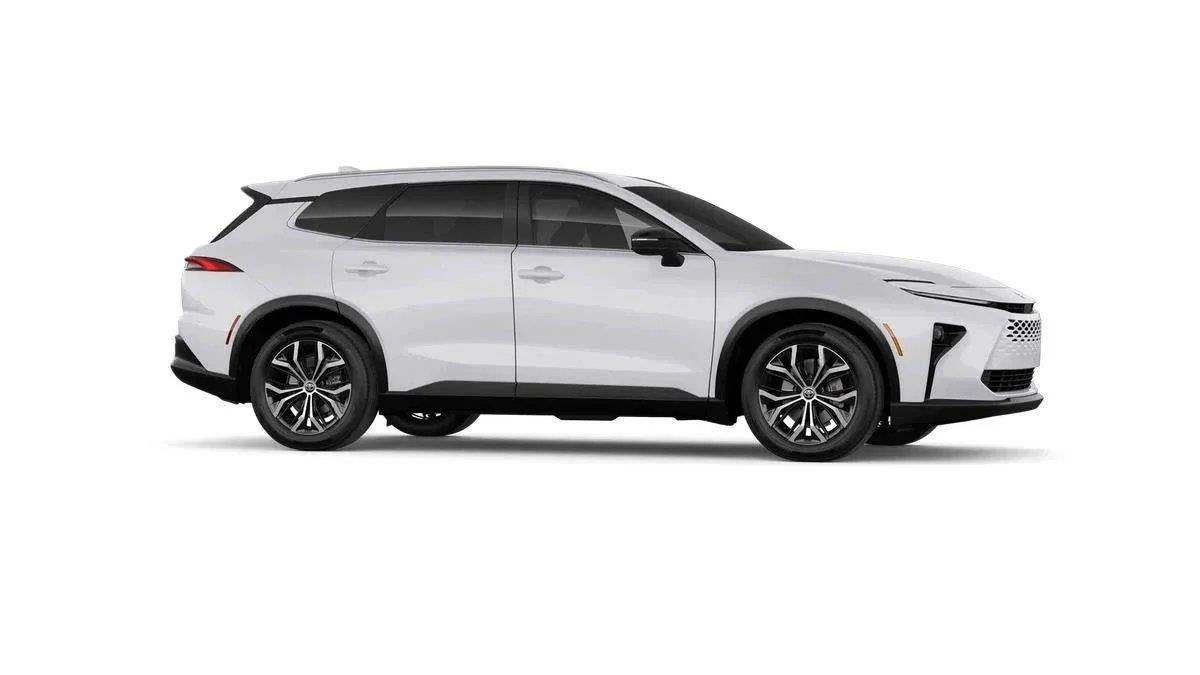 2026 Toyota Toyota Crown Signia XLE