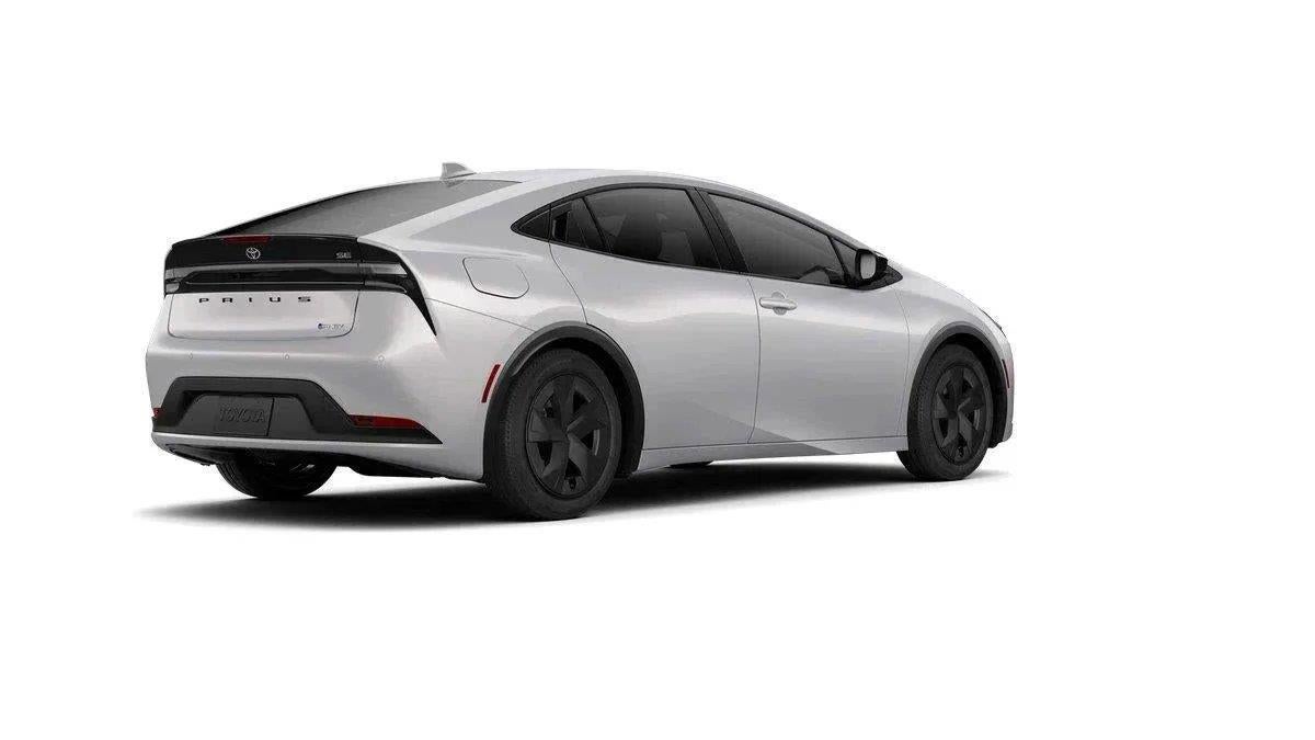 2026 Toyota Prius Plug-in Hybrid SE
