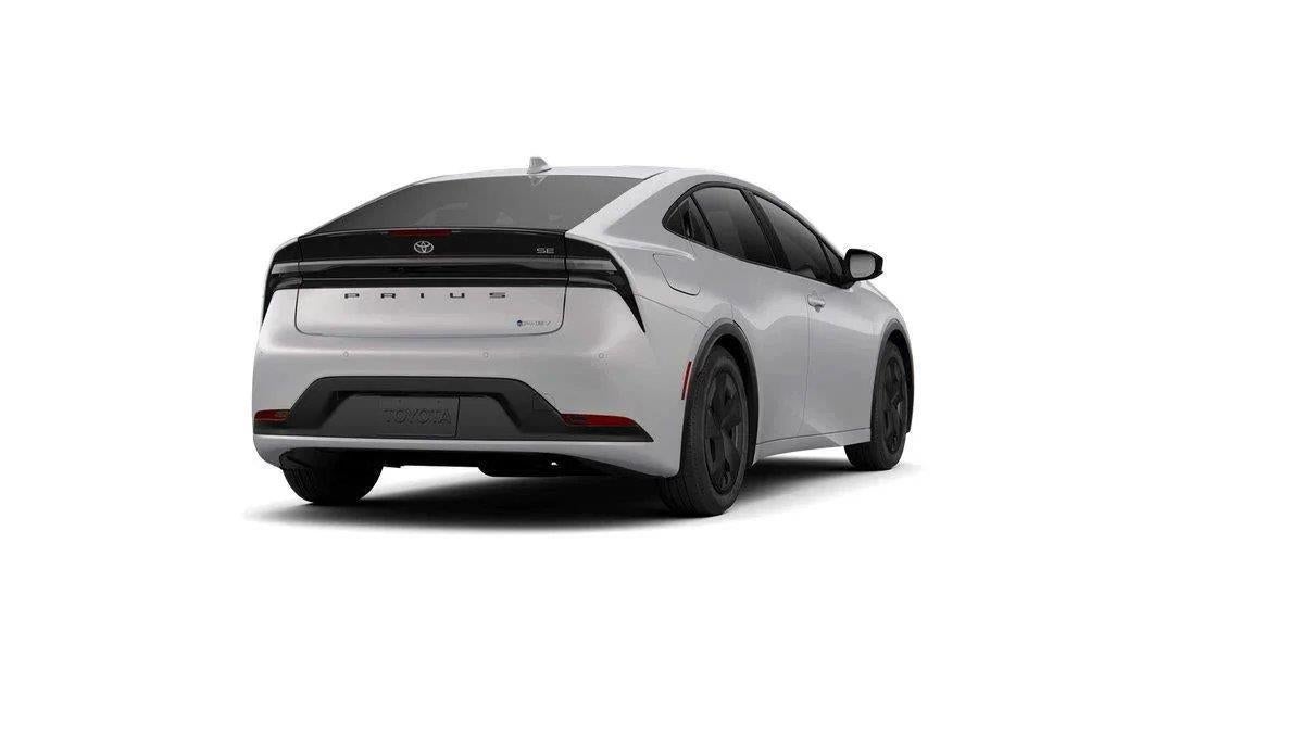 2026 Toyota Prius Plug-in Hybrid SE